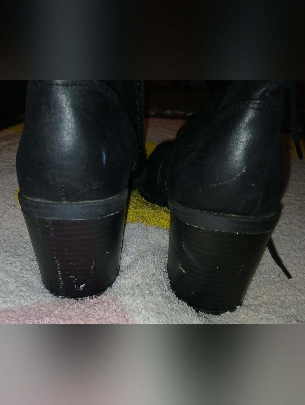 Pre-loved Women's White Mountain Black Lace-Up Ankle Boots with Side Zipper. - Picture 8 of 8